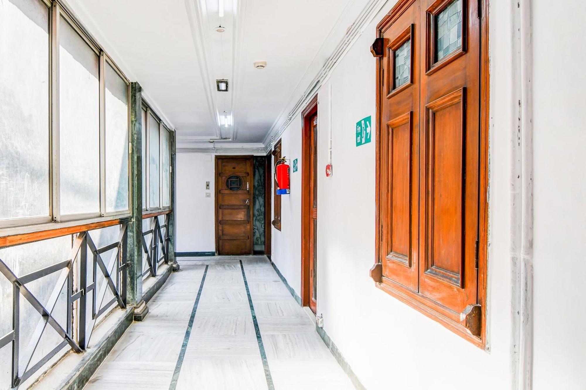 Super Hotel O Lenin Sarani Kolkata Ngoại thất bức ảnh